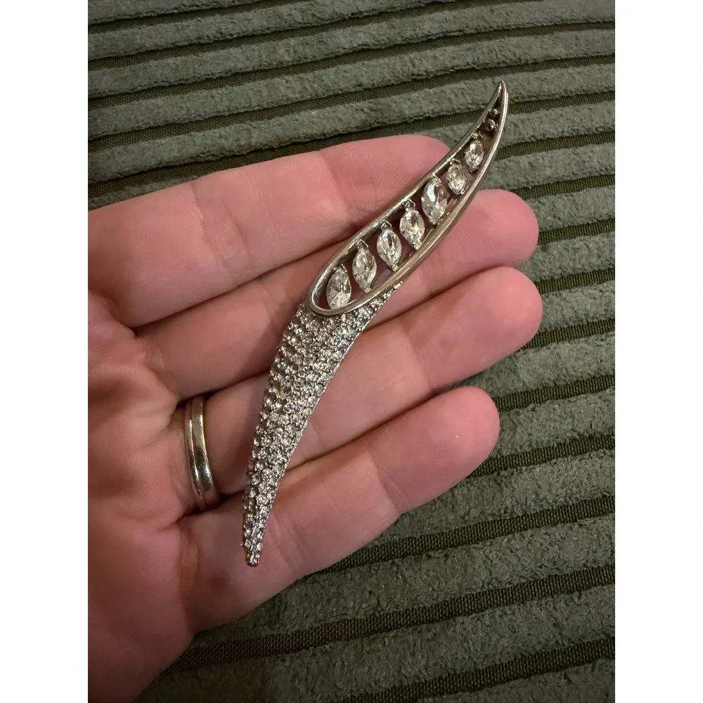Vintage Silver Tone Marquise and Pavé Clear Crystal Curved Leaf Brooch Pin 3.25